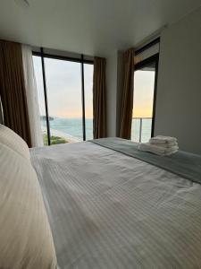 Tropical garden apartments