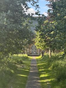 1 Bed Flat - Sleeps 2 - Pets - Parking - Wifi