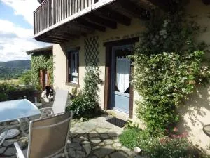 Petit appartement de charme, belle vue - Saint-Just-près-Brioude