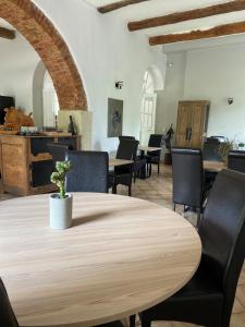 Hotels Logis Hotel Restaurant Le Domaine de la Regaliere : Chambre Double Confort