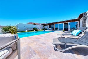 Villa Macher Piscina y Bar piscina
