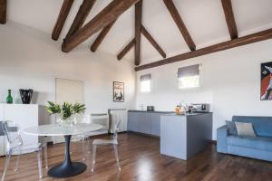 Attic Boutique San Marco R&R