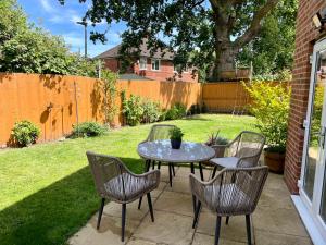 3 bed house near York centre with off road parking