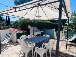 Giglio D'Oro - Elba Affitti - Magazzini