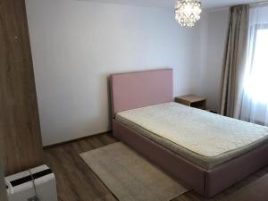 10 minute walking to Untold