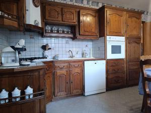 Maisons de vacances L-Oustal 3 chambres avec grand jardin parking gratuit : photos des chambres