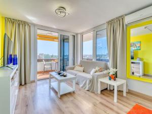 Penthouse panoramic view next to Beach - Fast WiFi