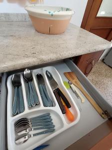 Adelè posto tranquillo al centro del paese