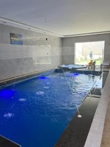 شالية الموج الازرق قسمين - Quasomeh