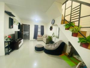 Whole house in San Fernando