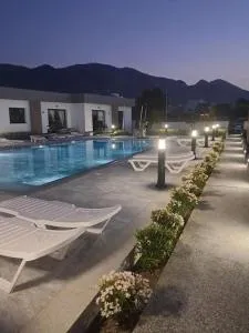 Blue Island Holiday Rentals 2 - Karavas