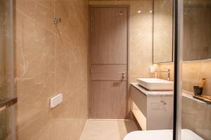 Opera 2PN Metropole Quận 2 view sông POOL GYM