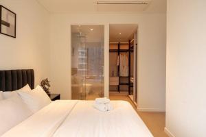 Opera 2PN Metropole Quận 2 view sông POOL GYM