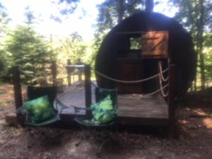 Unique & serene 1-Bed Cabin close to Domfront