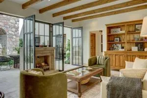 Casa Colibrí - Luxury Home with Amazing Views - Alcocer