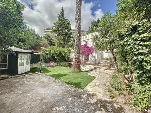 55m2 Charmante maison mitoyenne, jardin, parking