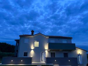 Studio apartman Fjaka - Ubytování bez kategorie ve městě Valtura