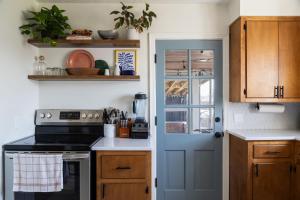 4 Bed 3 bath Boutique Home Near OSU, Crew Stadium, Short North, COSI, & Downtown