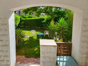 Garden Challet