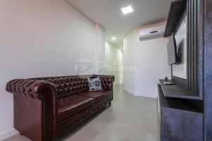 Apartamento com 2 quartos Bombinhas