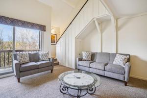 Three bedroom condo, Ski home Whiffletree E7