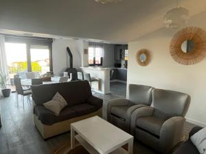 Luminosa casa en Pedreña