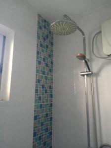 Entire house in high end subdivision