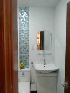 Entire house in high end subdivision