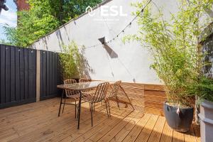 3 Bedroom Modern Townhouse with Garage Parking