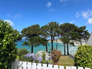 Maisons de vacances Bellevues-Sur-Mer, a 100 m de la plage : photos des chambres
