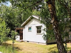 5 person holiday home in Skummeslövsstrand