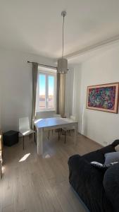 DOMUS ART SUITES MERULANA