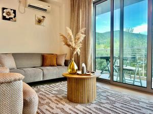 Acacia hill B6 - 4hvězdičkové hotely ve městě Đenovići