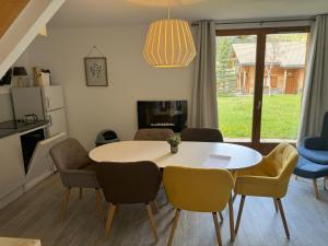 Chalet 6 à 8 P , 3 chambres , dévoluy ski