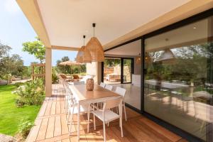 Maisons de vacances Bellezza - Villa climatisee piscine : photos des chambres