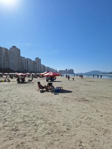 Em Casa Guarujá Apartamento Guarujá Pitangueiras, Beira Mar 1 Dormitório , Vista do Mar, Sol da manhã