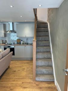 Cosy modern miners cottage