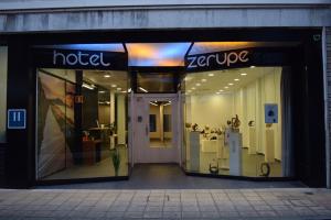 2 star hotell Zerupe Hotel Zarautz Hispaania