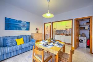Il Tulipano Giallo 100m From The Sea - Happy Rentals