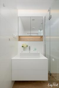 Pinea Gold 620 - BASEN, sauna, jacuzzi w cenie pobytu - VI piętro z widokiem na morze