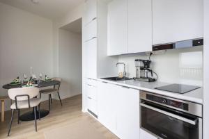 Koda Taiga North - parking & view