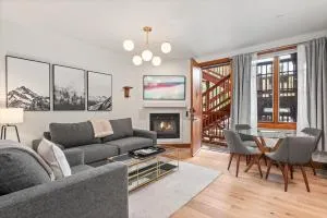 Christiana Lodge 104A, 1 Bedroom Condo in Aspen with Hot Tub access - Aspen-Pitkin County Airport-Sardy Field