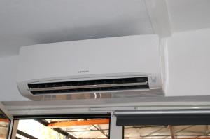 Agréable studio avec sa terrasse extérieure entièrement aménagé à 5 min de la mer