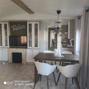 Chalet Olive im Park De Veerstal