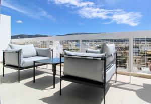 Beautiful and Cosy Rooftop Studio - Fantastic View, Next to Athens Tower