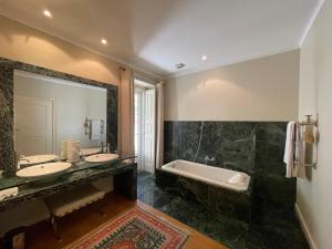 Sintra Chalet