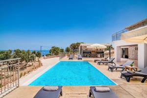 Villa Kalomiras by Villa Plus