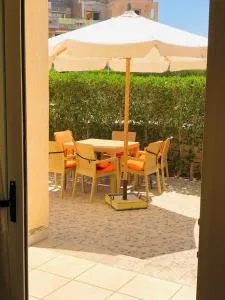 ديمورا - ‘Izbat al ‘Ulā