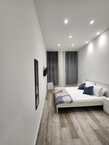 Orange boutique rooms img37