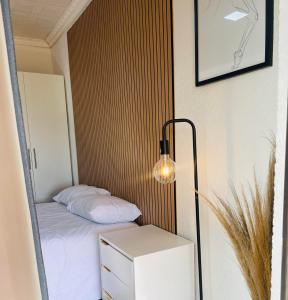 Makgobelo Lodge -The White House - Solar powered